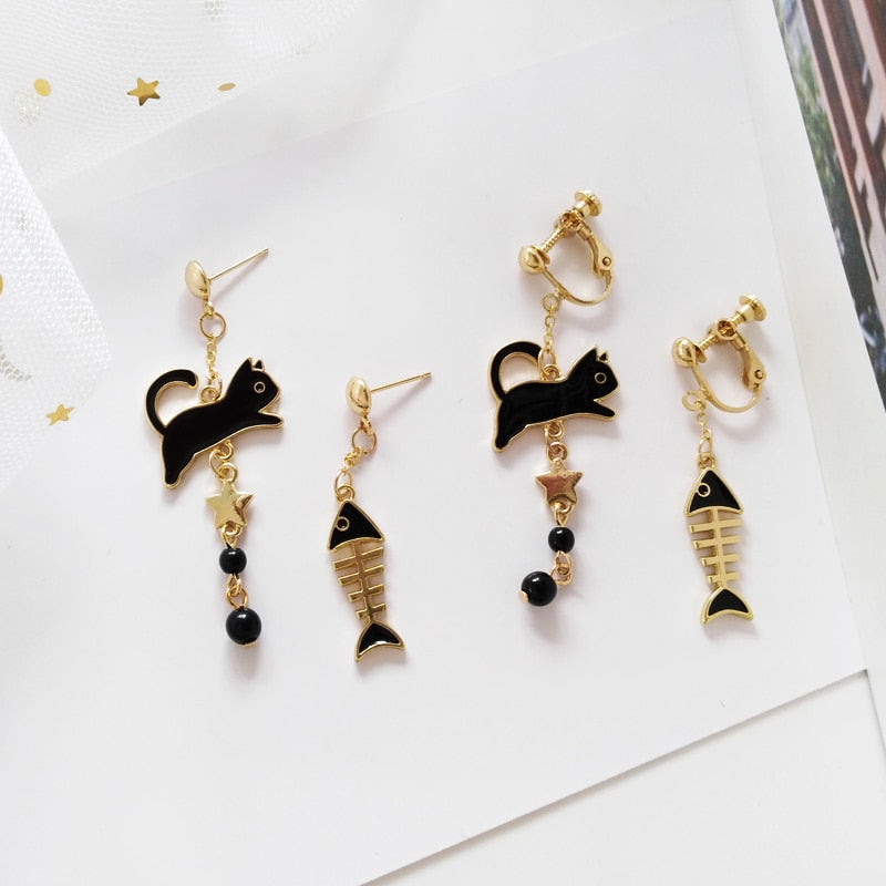 Fashion cat, fish bone asymmetry earrings